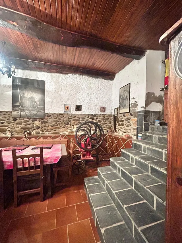 Espectacular Casa y Solar en el Corazón de Cacabelos — 41