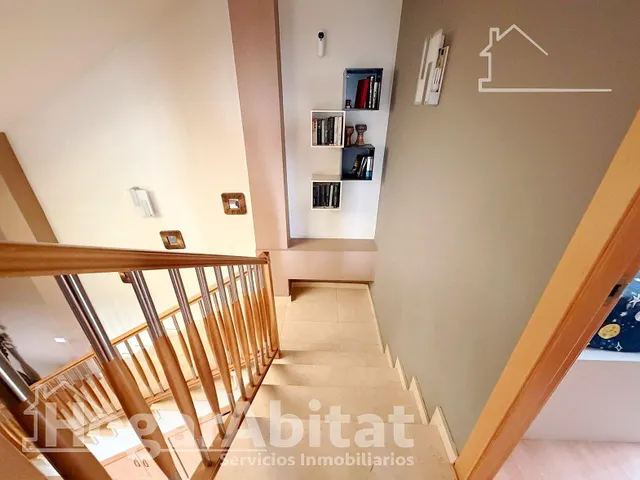 ¡encantador chalet! amplio y sofisticado con piscina, garaje y dos terrazas — 43