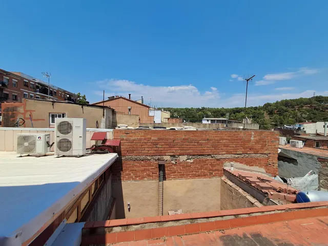 Se vende Piso OKUPADO en Amilcar Barca 45 Sabadell, (Barcelo - foto 5