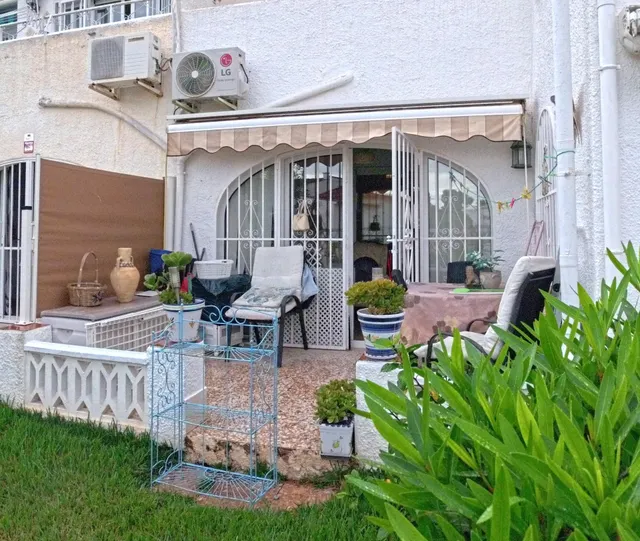 Céntrico apartamento en planta baja de un dormitorio a 1km de la playa — 13