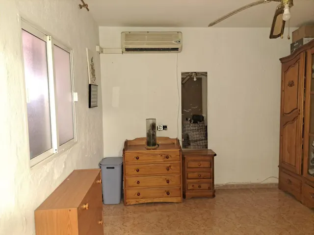 Casa de una sola planta con patio y azotea independiente en El Arenal — 37