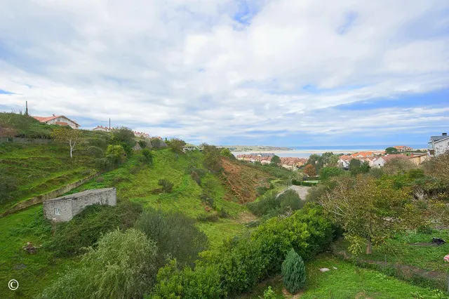 DÚPLEX CON VISTAS, TERRAZA Y 3 GARAJES — 20