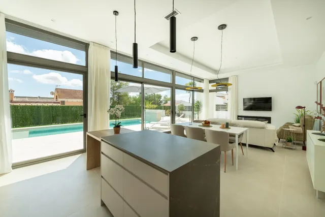 Impresionante Villa en Pinar de Campoverde - Pilar de la Horadada por €845,000 — 8