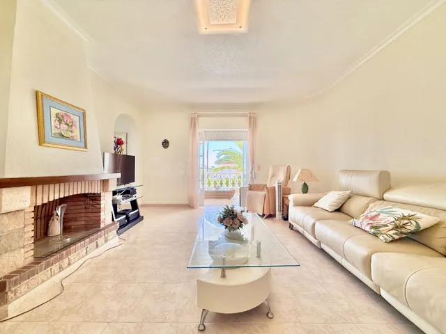 Villa 4 habitaciones 230m² en venta - Centro de la Ciudad Qu - foto 3