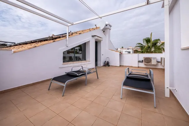 Atico 2 hab, solarium y altillo! - foto 3