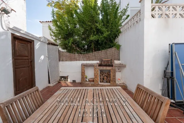Casa-Chalet en Venta en Santa Eularia Des Riu Baleares — 4