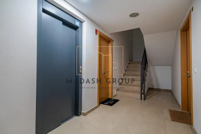 Ático totalmente reformado con terraza y solárium de 45 m2 en Vila-seca — 29
