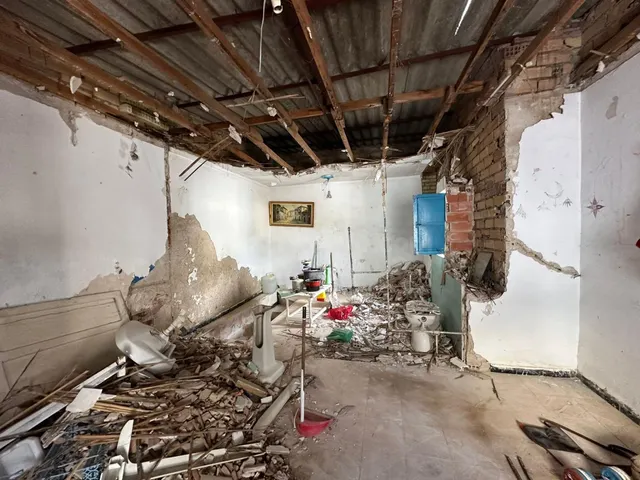 VENTA CASA PARA REFORMAR — 5