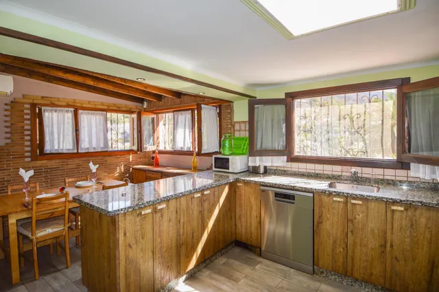 ¡Finca rústica con chalet y piscina privada en Santa Lucia! — 33
