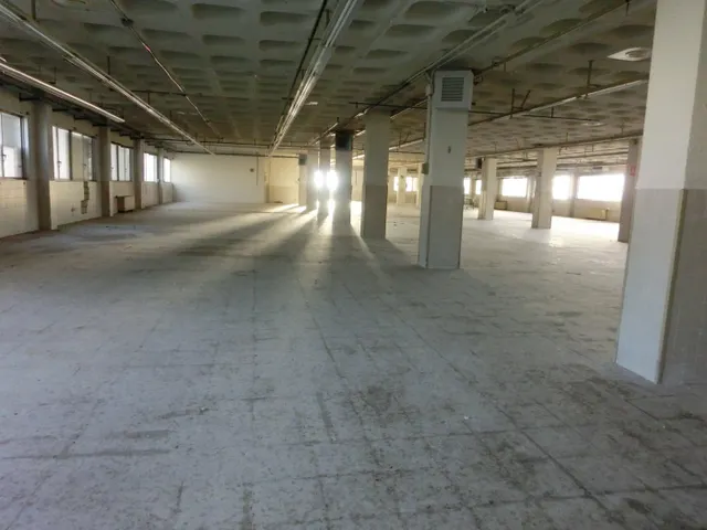 Edificio Industrial en venta — 15