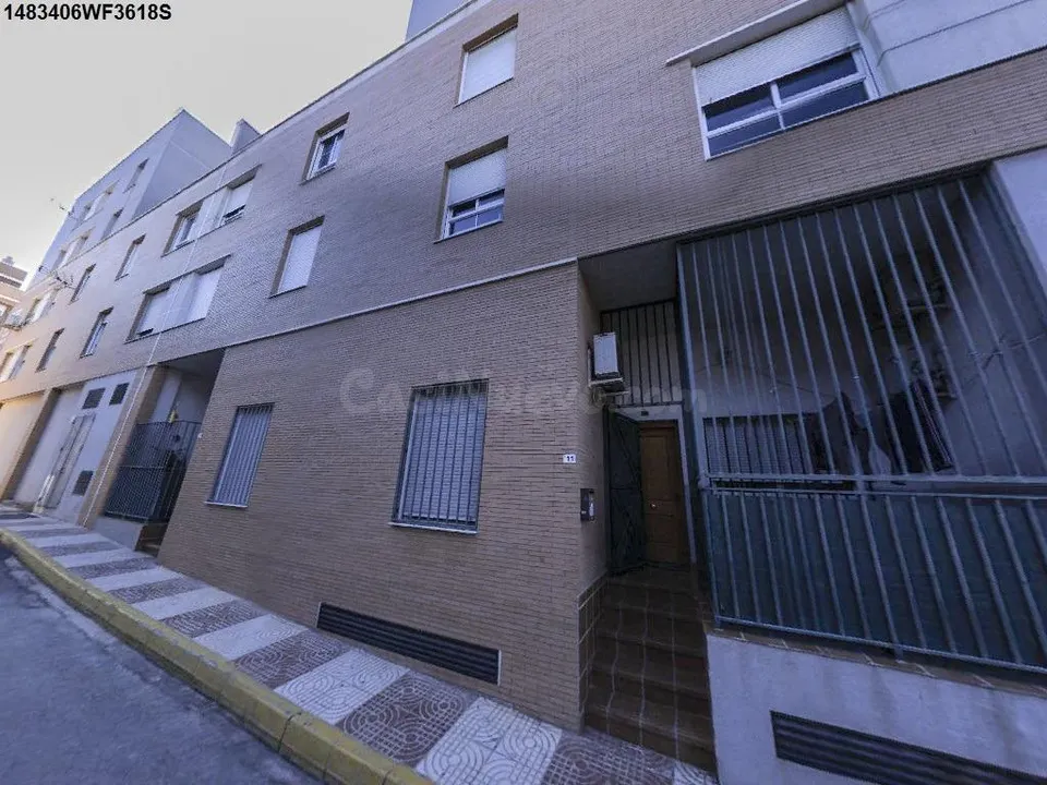 Venta de Garaje No Visitable Sin Posesión