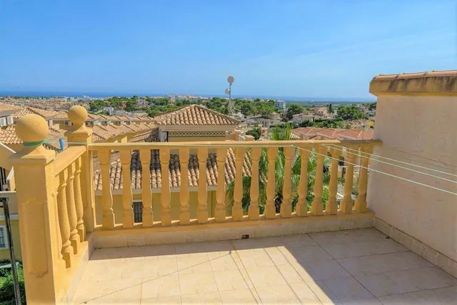 Villa 3 habitaciones en venta - Las Filipinas — 28