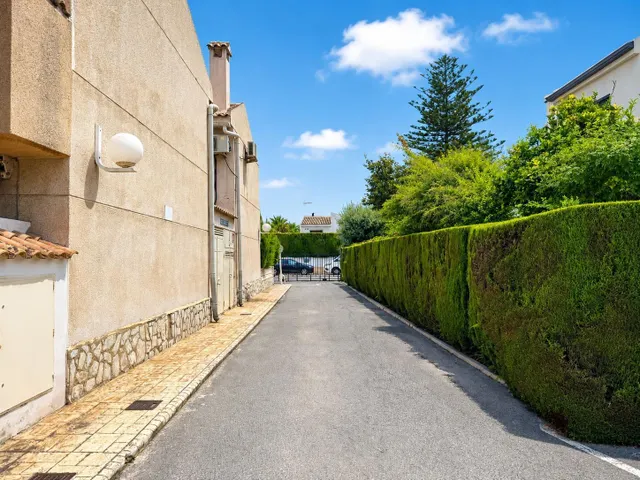 Bungalow en Playa San Juan de Alicante zona [Nou Nazareth] — 18