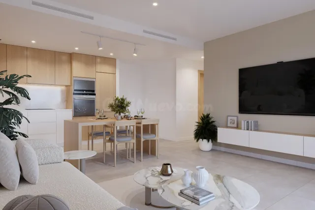 Apartamento con terraza, garaje y piscina en Condomina. - foto 4