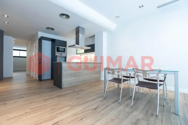 ESTUDIO REFORMADO EN SARRIA - foto 3
