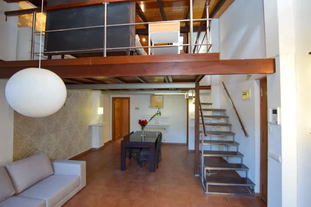 PISO CENTRICO EN EL BARRIO DE ARRANCAPINS. — 15