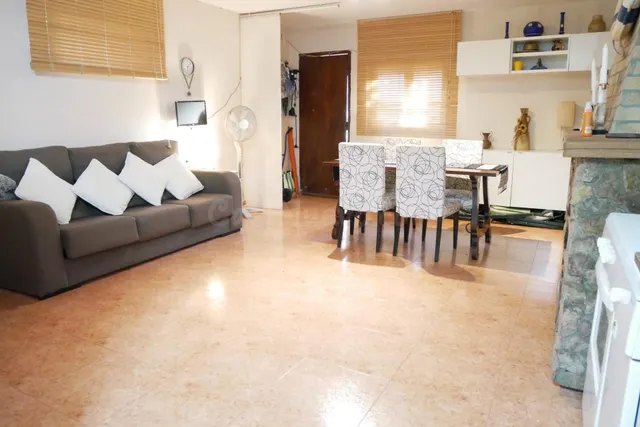 Casa independiente con parcela llana de 620 m2 en Aiguaviva, - foto 5
