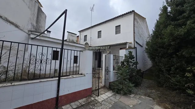 GRAN CASA EN VENTA EN HINOJOSA DEL DUQUE — 18
