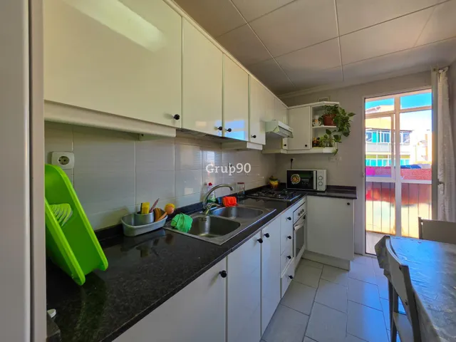 PISO LUMINOSO JUNTO A PLAZA EUROPA – 3 habitaciones — 7