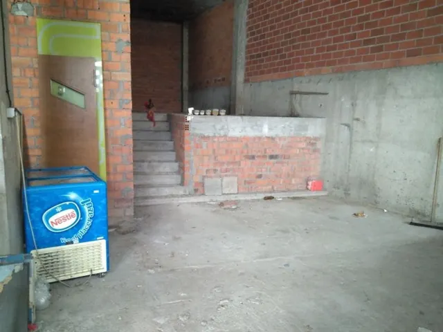 Local comercial 110m² en alquiler - A barca - foto 2