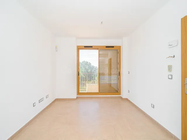 Moderno Piso en Venta en Sierra Cortina, Finestrat - €230,00 - foto 2