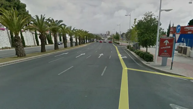 Suelo Industrial en la Avenida de Denia esquina Avda Albufereta — 3