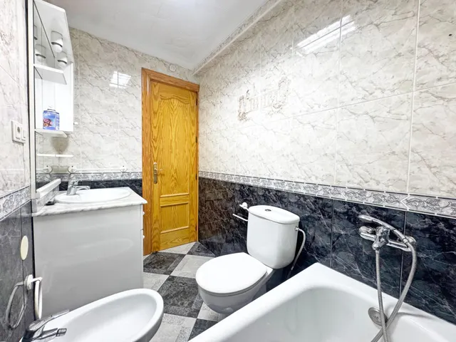 Piso de 3 dormitorios con vistas despejadas a 2 minutos del tren en Nuevo San Andrés. — 24