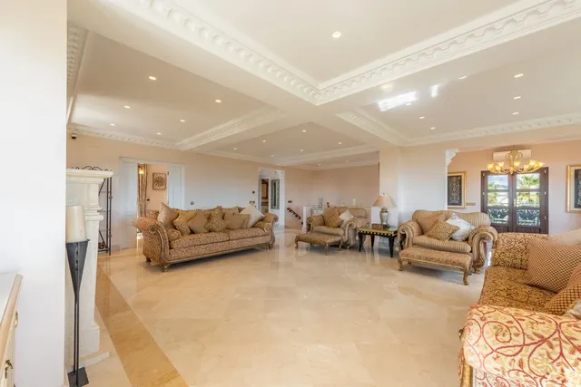 Chalet 6 habitaciones 341m² en venta - Costa Del Sol — 14