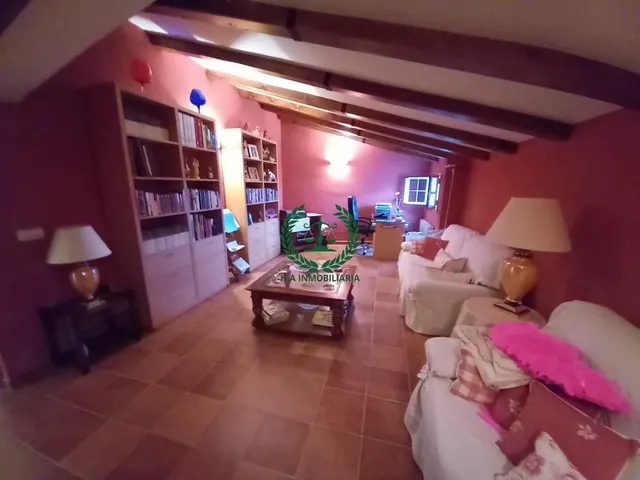 SE VENDE CHALET INDEPENDIENTE EN VENTURADA (SIERRA NORTE)  . JARDIN Y TERRAZA — 43