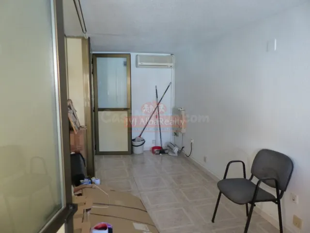 OFICINA TOTALMENTE ACONDICIONADA EN ZONA FERIA - foto 5