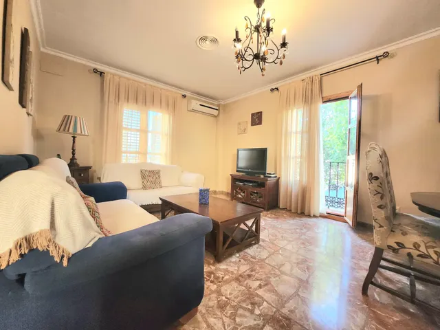 IMPRESIONANTE CASA EN CENTRO DE ALCALA DE UNA SOLA PLANTA CON LOCAL COMERCIAL Y GARAJE. — 34