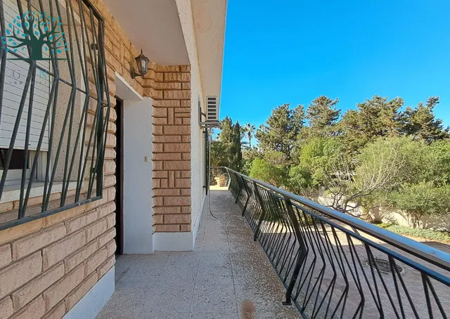 ESPECTACULAR CHALET A UN PASO DE LA PLAYA — 11