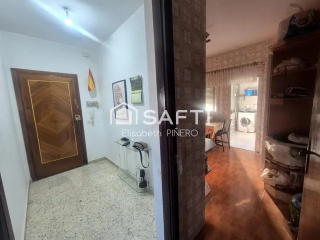 ¡Totalmente amueblado! Espacioso piso de 4 dorm. con gran terraza y lavadero en el centro de Montijo – ¡Todo exterior! — 16