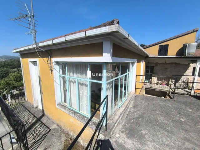 Complejo Rural, con gran potencial de desarrollo , en A MERCA. — 21
