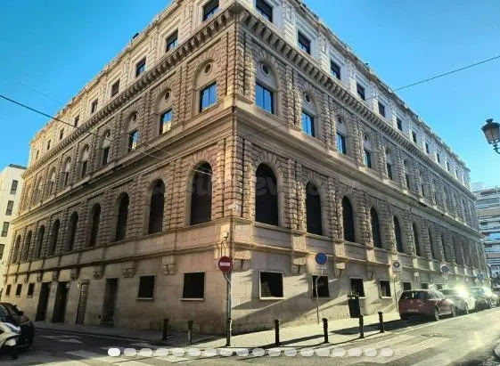 VENTA DE EXCELENTE VIVIENDA EN PLENP CENTRO TRADICIONAL DE A