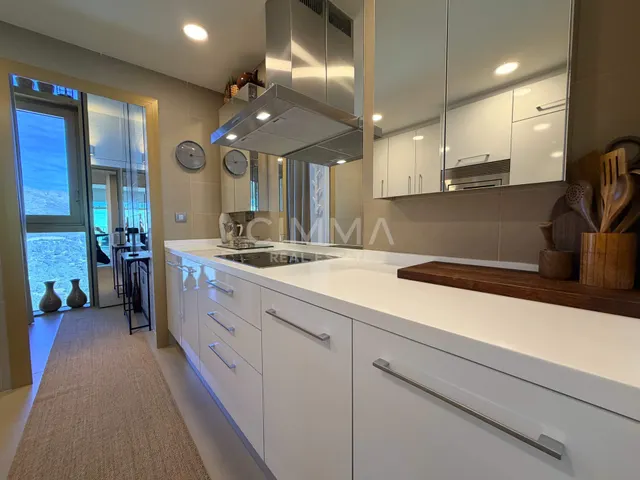 Exclusivo Piso Seminuevo en Playa de Poniente, Benidorm — 14