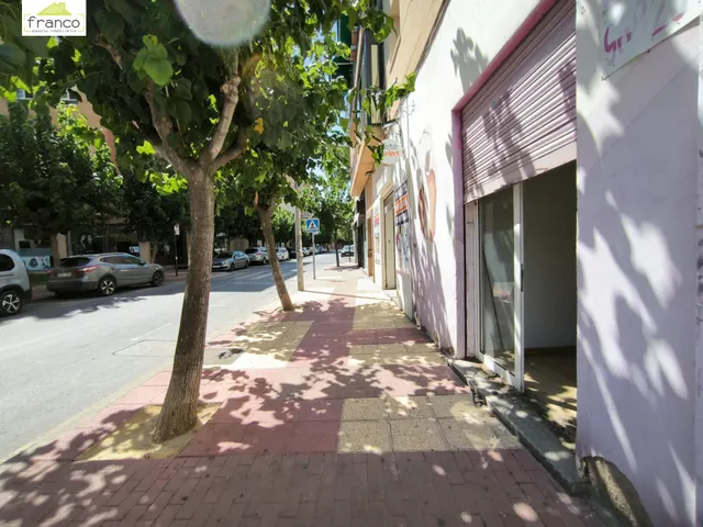 EN EL BARRIO DE LA FLOTA — 6