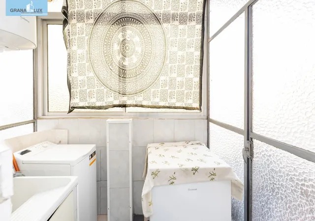 En Venta Piso de 4 dormitorios con ascensor, ideal para reformar a tu gusto. — 5