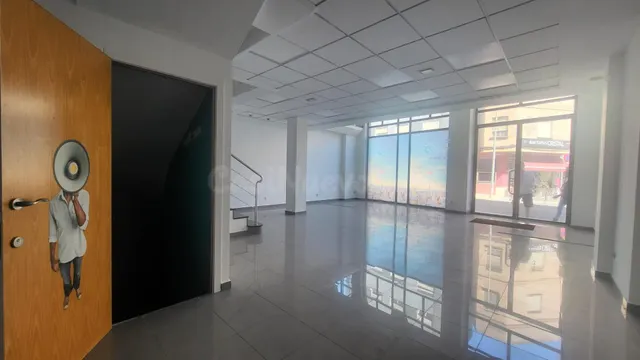 SE VENDE LOCAL COMERCIAL. OPORTUNIDAD DE NEGOCIO EN EL CENTR - foto 5