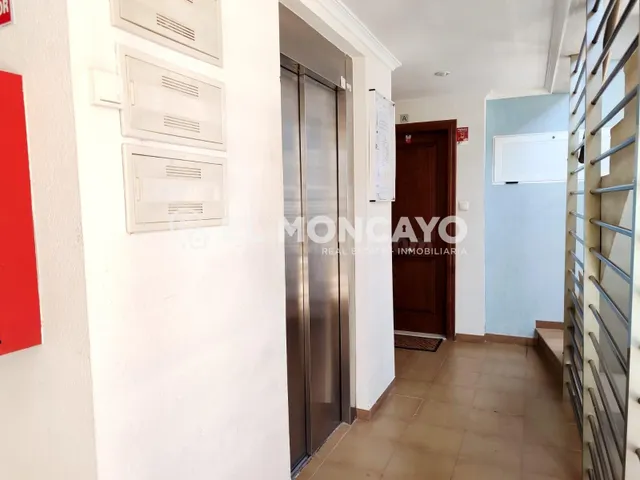 Fantástico apartamento con vistas al mar en Torrevieja, Alicante — 24