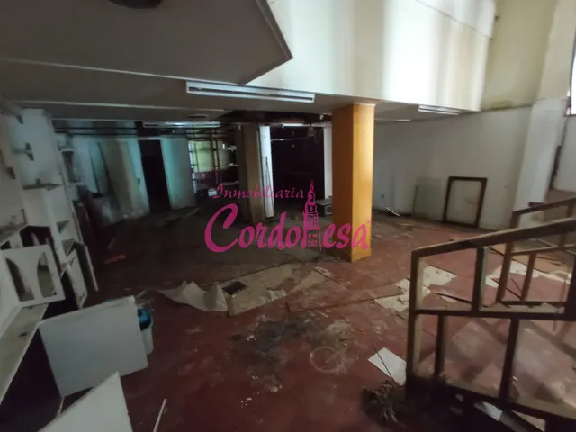 LOCAL COMERCIAL EN ZONA CRUZ CONDE — 4