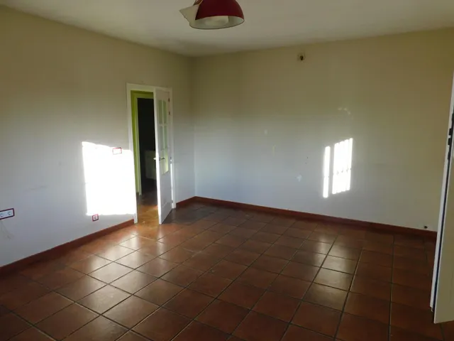 Casa independiente con parcela de 500m en calle Tejoneras Carranque. FINANCIACION 100% — 33