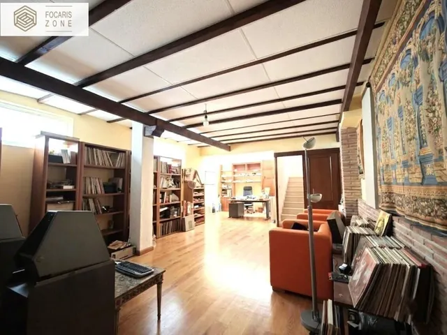 PRECIOSO CHALET PAREADO JUNTO AL MAR — 15