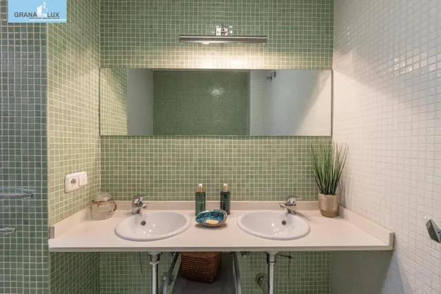 Espacio, confort y calidad: magnífica vivienda unifamiliar adosada — 43