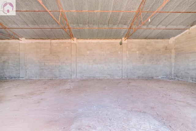Finca en Atarfe con dos naves y cobertizo — 11