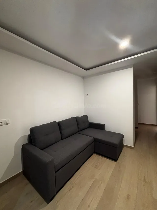 APARTAMENTO RECIÉN REFORMADO PARA TODO EL AÑO - foto 2