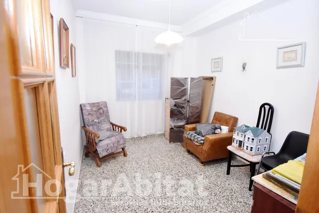 ¡UBICACIÓN IDEAL! CASA ESQUINERA Y ACOGEDORA CON TERRAZA — 21