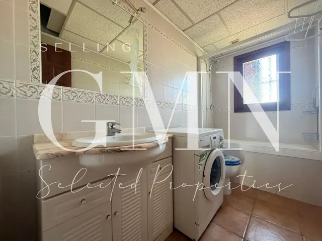 EXCELENTE VILLA EN ESQUINA EN ALBIR | MÁS PRIVACIDAD, LUZ Y GRAN POTENCIAL — 39