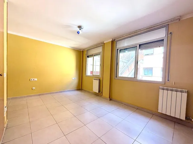 Piso 3 habitaciones 108m² en venta - Centre — 18