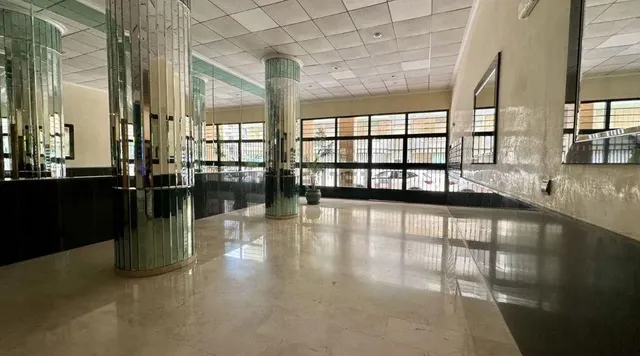 Piso renovado a pocos metros de la playa en la mejor área de Guardamar del Segura. — 25